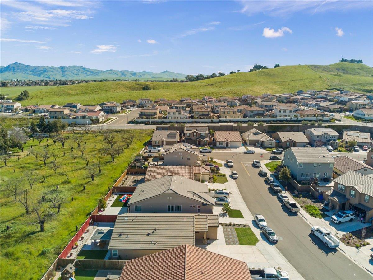 Detail Gallery Image 34 of 34 For 925 Klamath Way, Hollister,  CA 95023 - 3 Beds | 2 Baths