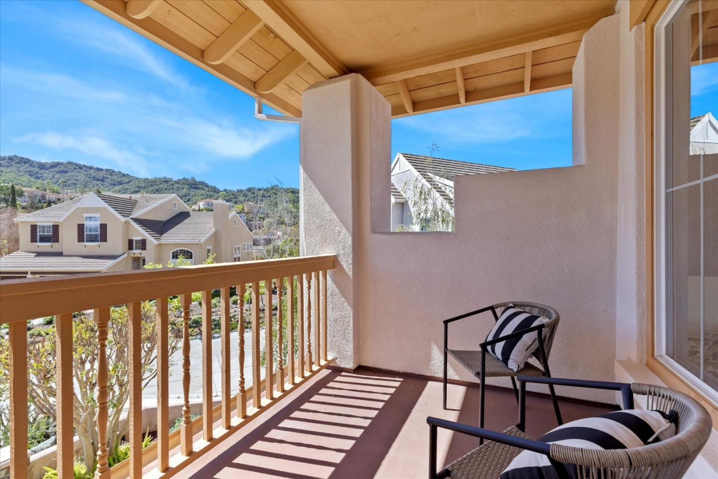 Detail Gallery Image 17 of 43 For 1136 Eagle Cliff Ct, San Jose,  CA 95120 - 4 Beds | 3/1 Baths