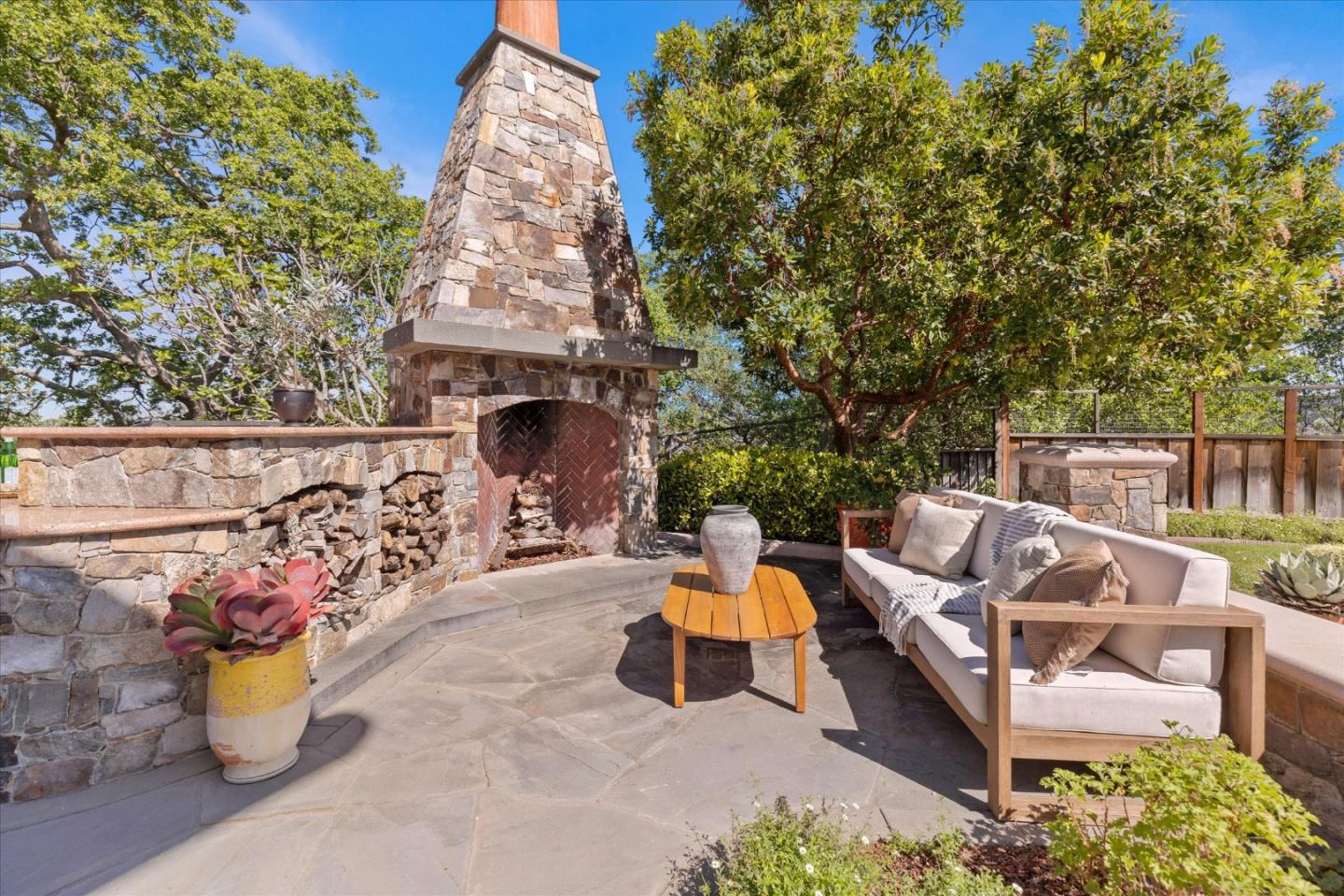 Detail Gallery Image 27 of 43 For 1136 Eagle Cliff Ct, San Jose,  CA 95120 - 4 Beds | 3/1 Baths