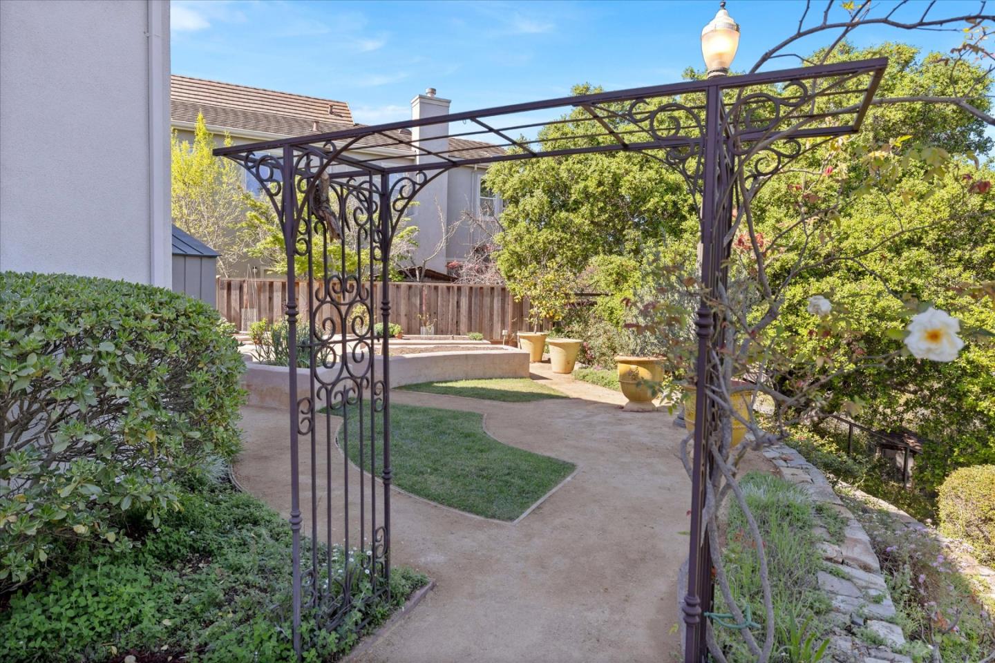 Detail Gallery Image 37 of 43 For 1136 Eagle Cliff Ct, San Jose,  CA 95120 - 4 Beds | 3/1 Baths