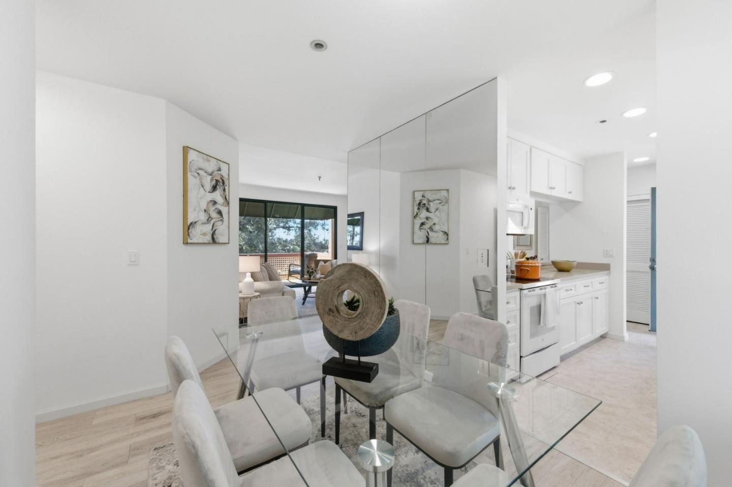 Detail Gallery Image 15 of 35 For 4250 El Camino Real #A305,  Palo Alto,  CA 94306 - 2 Beds | 2 Baths