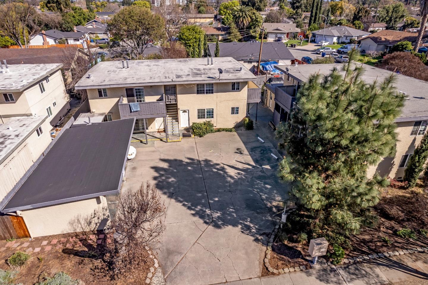 Detail Gallery Image 7 of 25 For 928 Ravenscourt Ave, Campbell,  CA 95008 - – Beds | – Baths