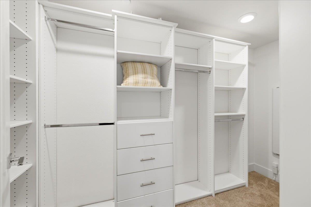 Detail Gallery Image 23 of 52 For 370 Riesling Ave #20,  Milpitas,  CA 95035 - 3 Beds | 2/1 Baths