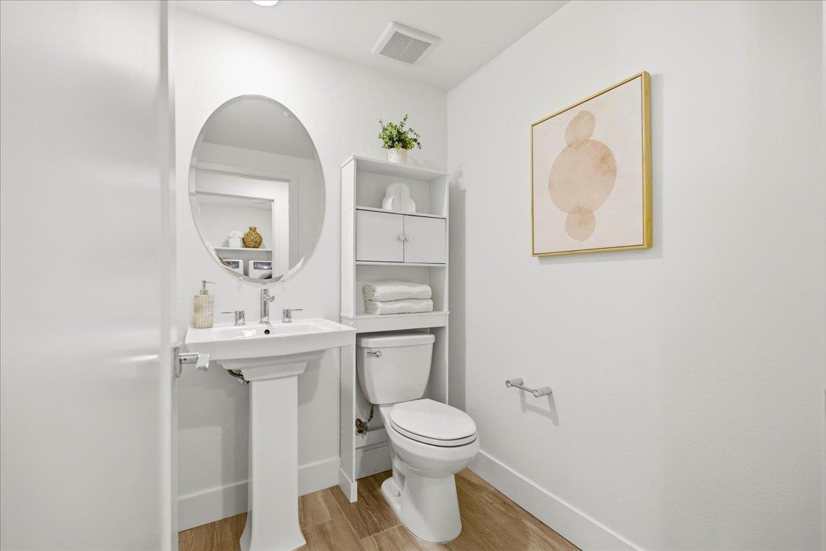 Detail Gallery Image 32 of 52 For 370 Riesling Ave #20,  Milpitas,  CA 95035 - 3 Beds | 2/1 Baths