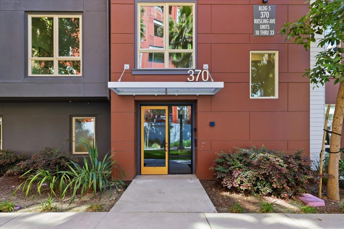 Detail Gallery Image 42 of 52 For 370 Riesling Ave #20,  Milpitas,  CA 95035 - 3 Beds | 2/1 Baths