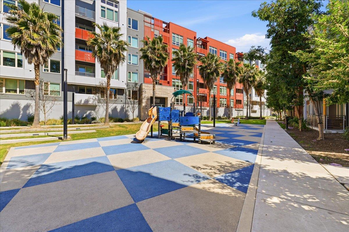 Detail Gallery Image 44 of 52 For 370 Riesling Ave #20,  Milpitas,  CA 95035 - 3 Beds | 2/1 Baths