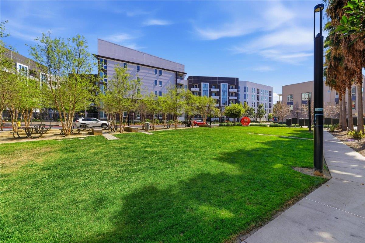 Detail Gallery Image 45 of 52 For 370 Riesling Ave #20,  Milpitas,  CA 95035 - 3 Beds | 2/1 Baths