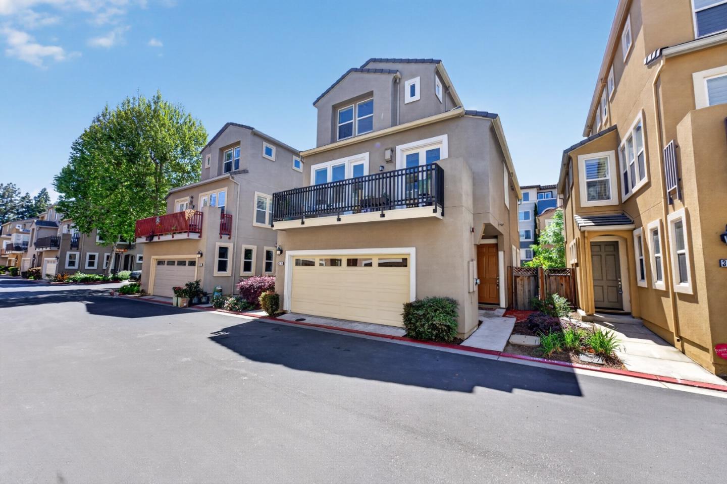 Detail Gallery Image 2 of 41 For 3574 Stout Pl, Santa Clara,  CA 95051 - 4 Beds | 4 Baths