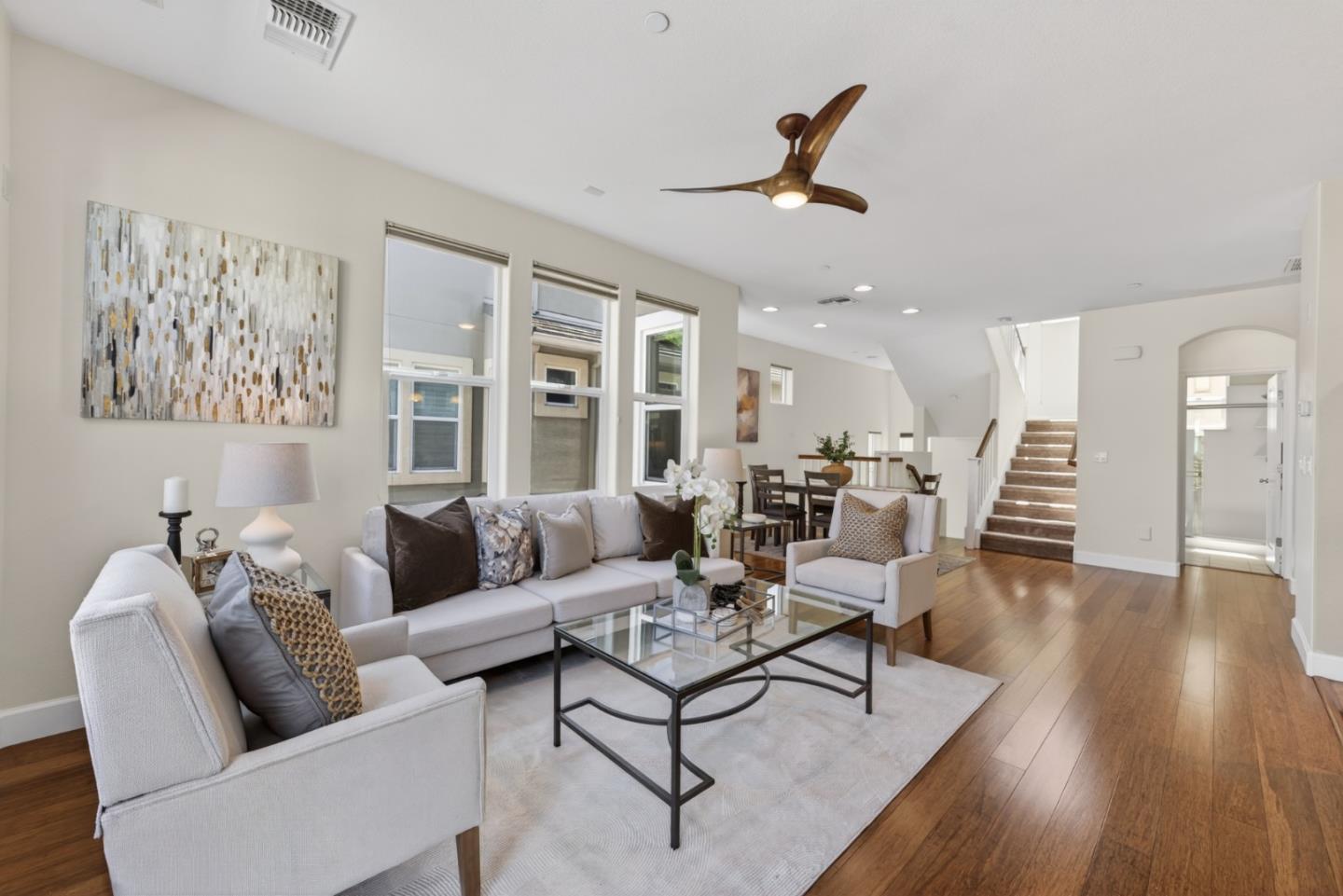 Detail Gallery Image 4 of 41 For 3574 Stout Pl, Santa Clara,  CA 95051 - 4 Beds | 4 Baths