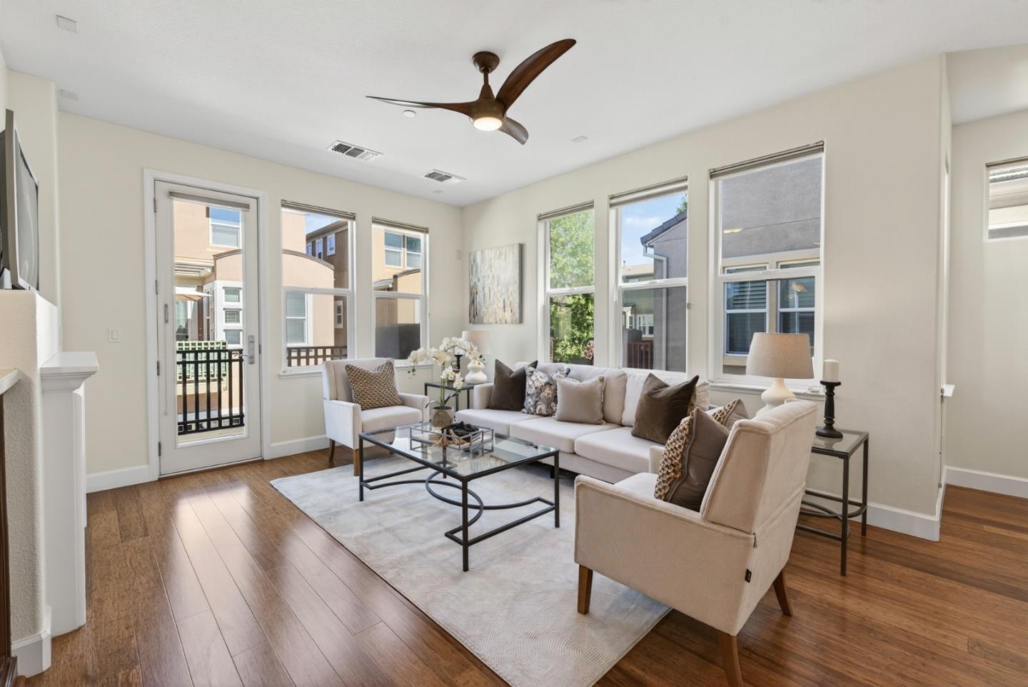 Detail Gallery Image 5 of 41 For 3574 Stout Pl, Santa Clara,  CA 95051 - 4 Beds | 4 Baths