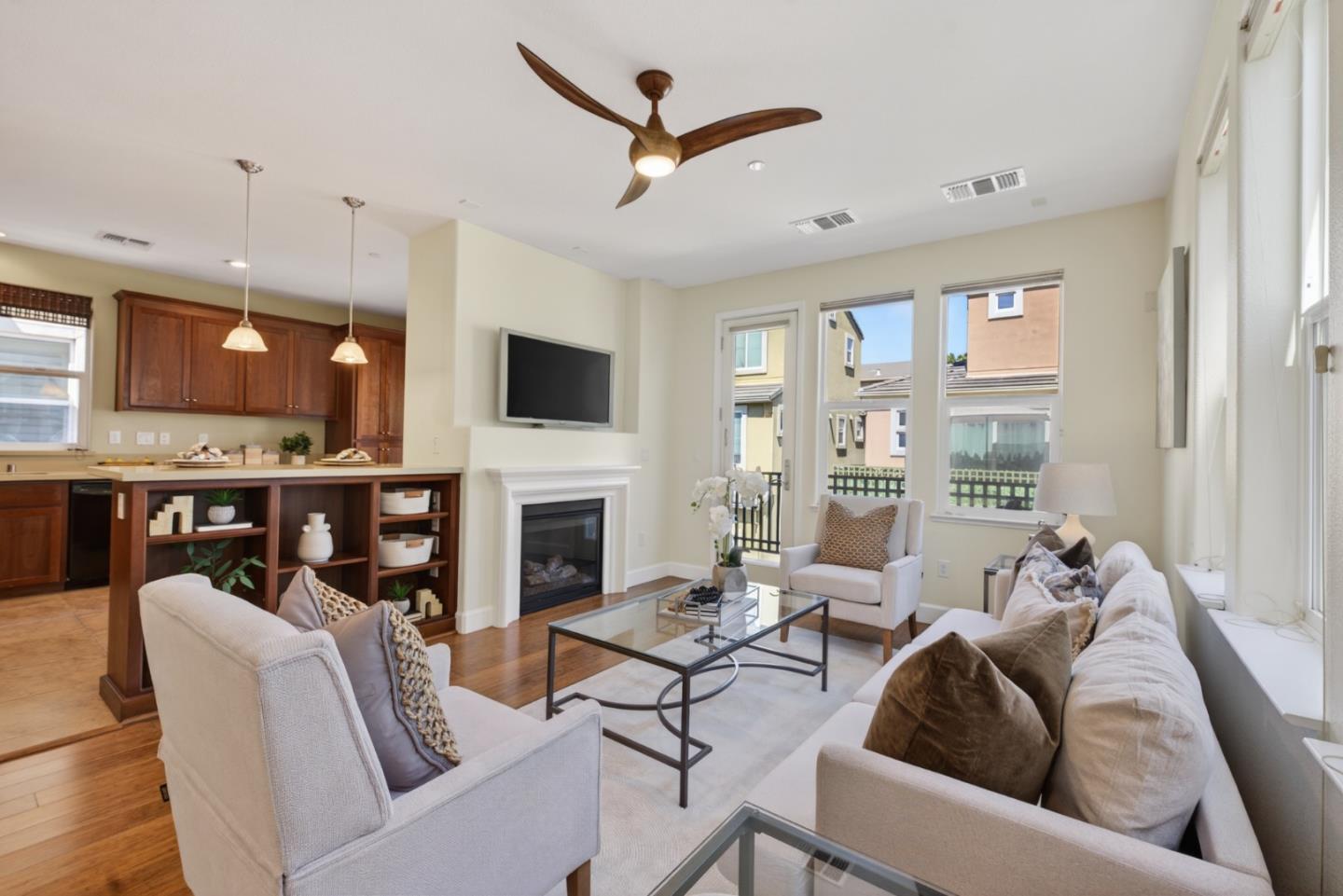 Detail Gallery Image 6 of 41 For 3574 Stout Pl, Santa Clara,  CA 95051 - 4 Beds | 4 Baths