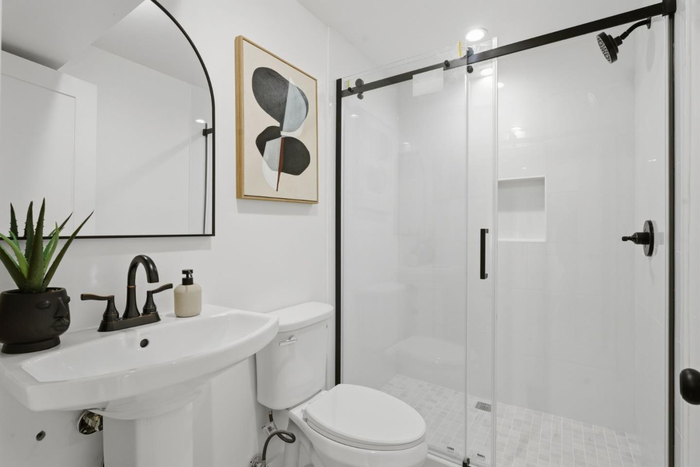 Detail Gallery Image 43 of 77 For 249 Gateway Dr, Pacifica,  CA 94044 - 5 Beds | 3 Baths