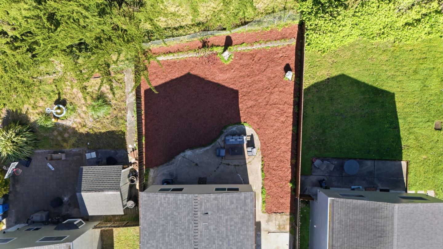 Detail Gallery Image 54 of 77 For 249 Gateway Dr, Pacifica,  CA 94044 - 5 Beds | 3 Baths