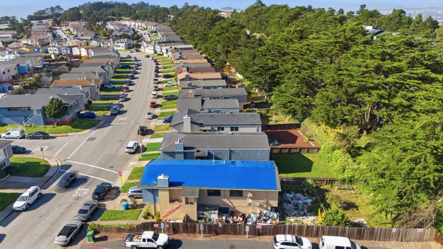 Detail Gallery Image 66 of 77 For 249 Gateway Dr, Pacifica,  CA 94044 - 5 Beds | 3 Baths