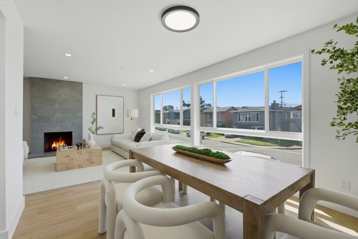 Detail Gallery Image 7 of 77 For 249 Gateway Dr, Pacifica,  CA 94044 - 5 Beds | 3 Baths