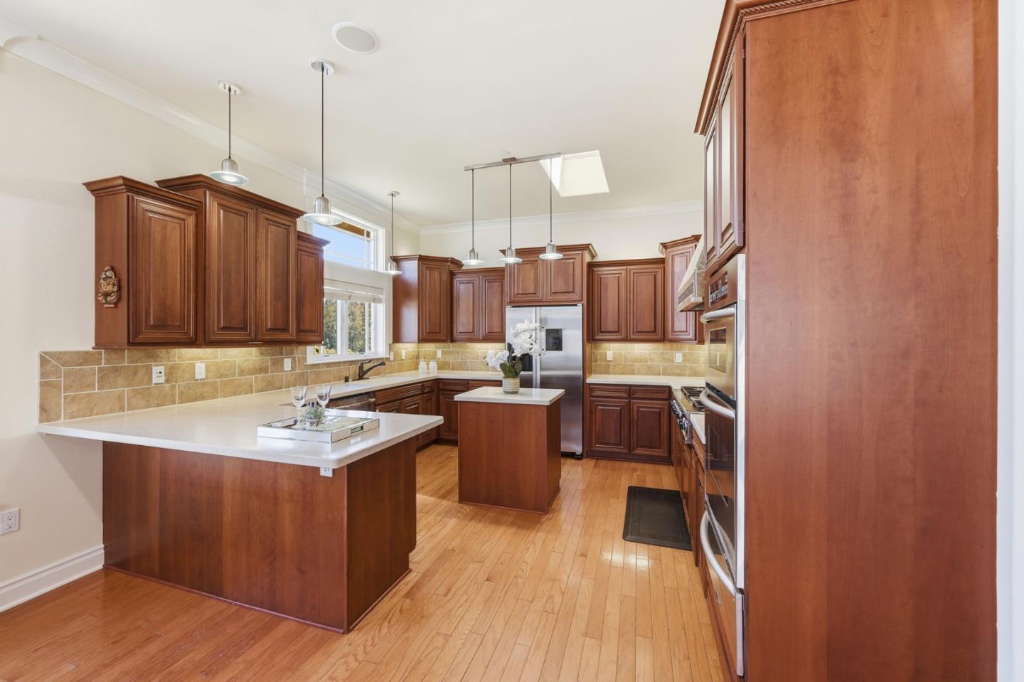 Detail Gallery Image 15 of 88 For 1207 Danmann Ave, Pacifica,  CA 94044 - 4 Beds | 4 Baths