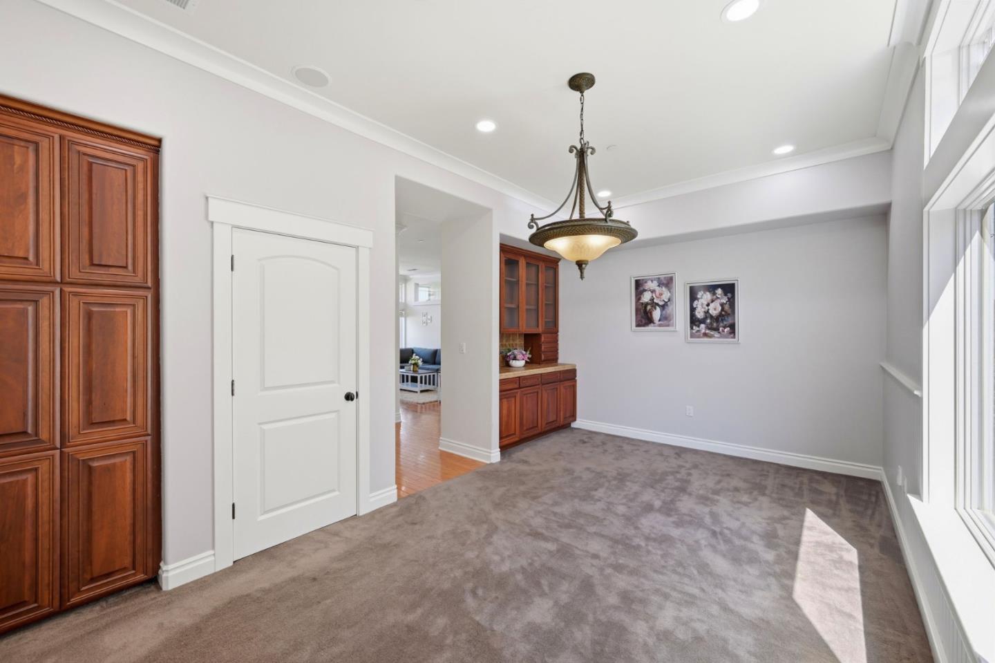 Detail Gallery Image 18 of 88 For 1207 Danmann Ave, Pacifica,  CA 94044 - 4 Beds | 4 Baths