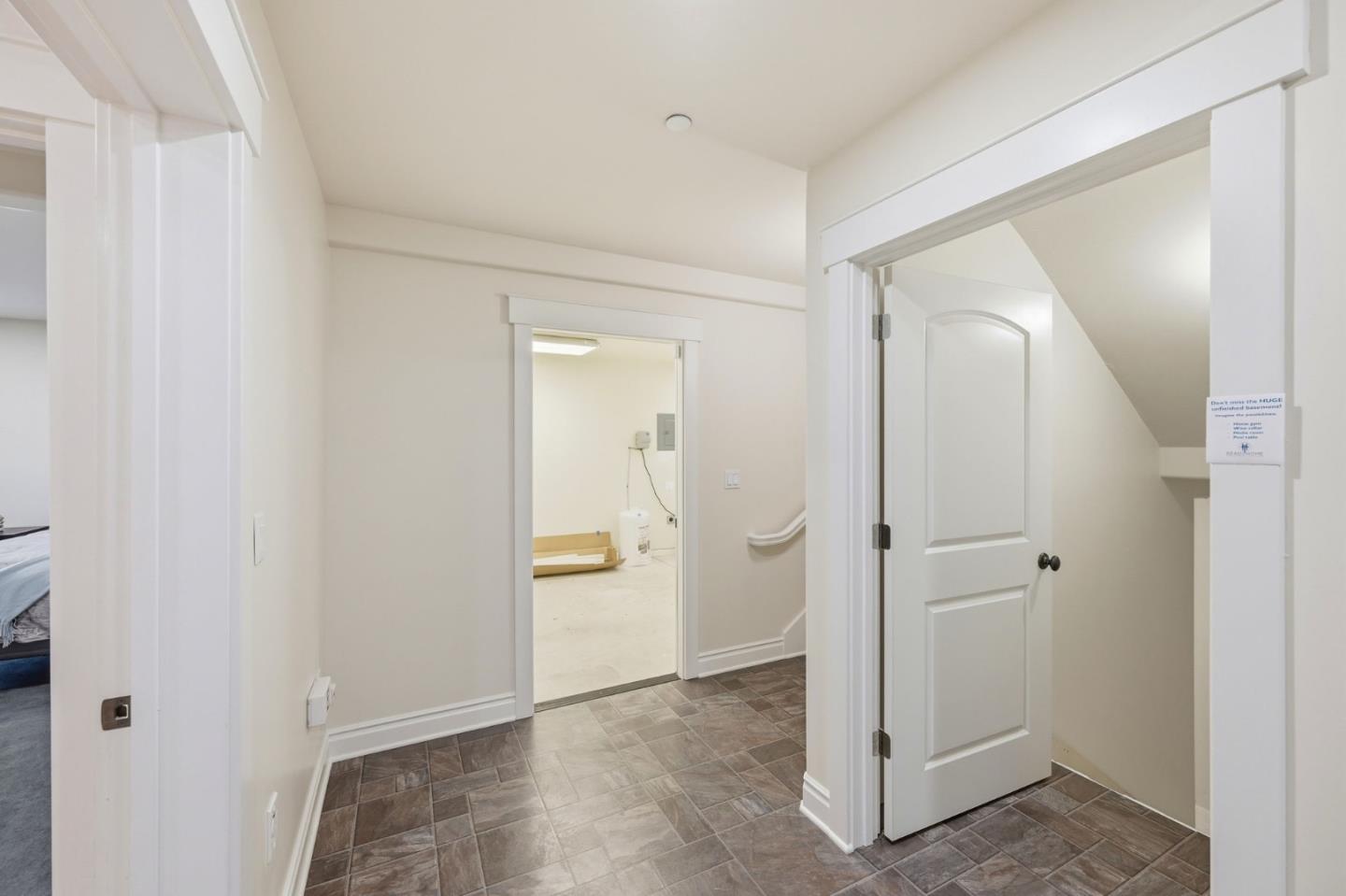 Detail Gallery Image 31 of 88 For 1207 Danmann Ave, Pacifica,  CA 94044 - 4 Beds | 4 Baths