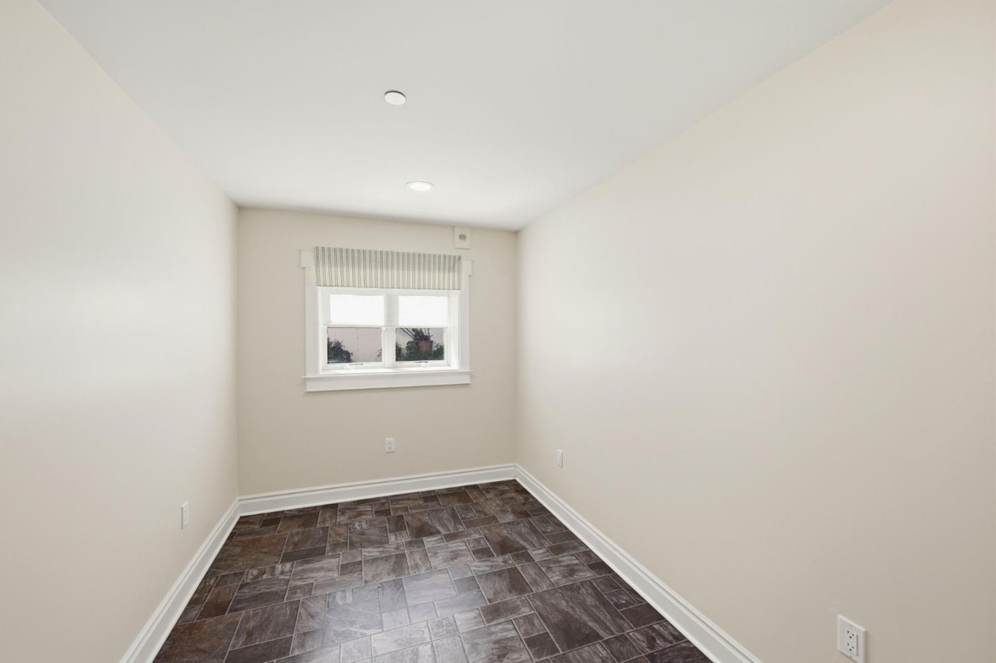 Detail Gallery Image 37 of 88 For 1207 Danmann Ave, Pacifica,  CA 94044 - 4 Beds | 4 Baths