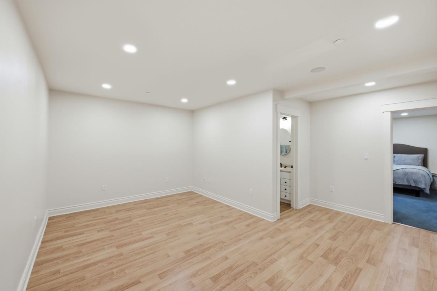 Detail Gallery Image 38 of 88 For 1207 Danmann Ave, Pacifica,  CA 94044 - 4 Beds | 4 Baths