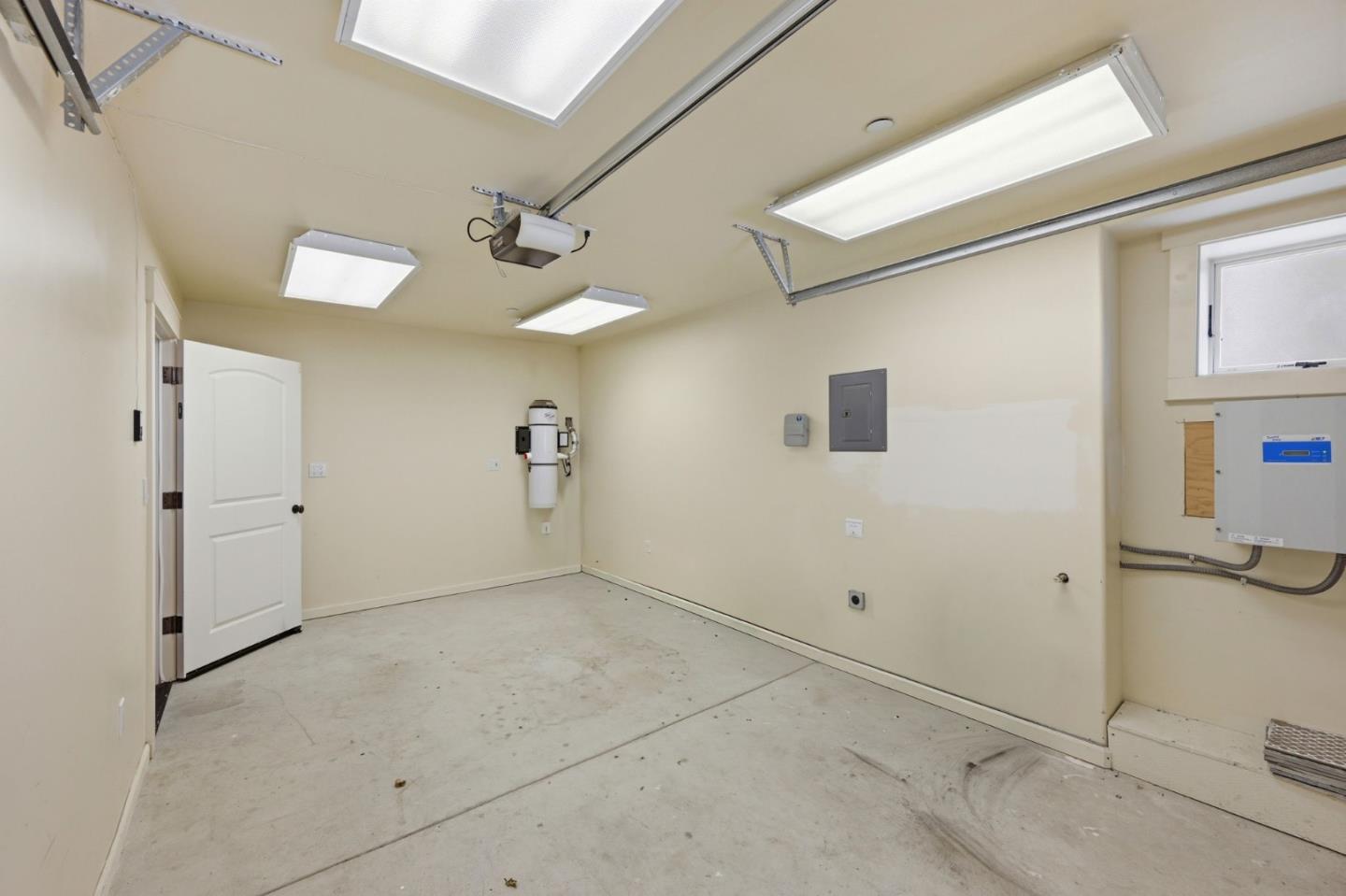 Detail Gallery Image 56 of 88 For 1207 Danmann Ave, Pacifica,  CA 94044 - 4 Beds | 4 Baths