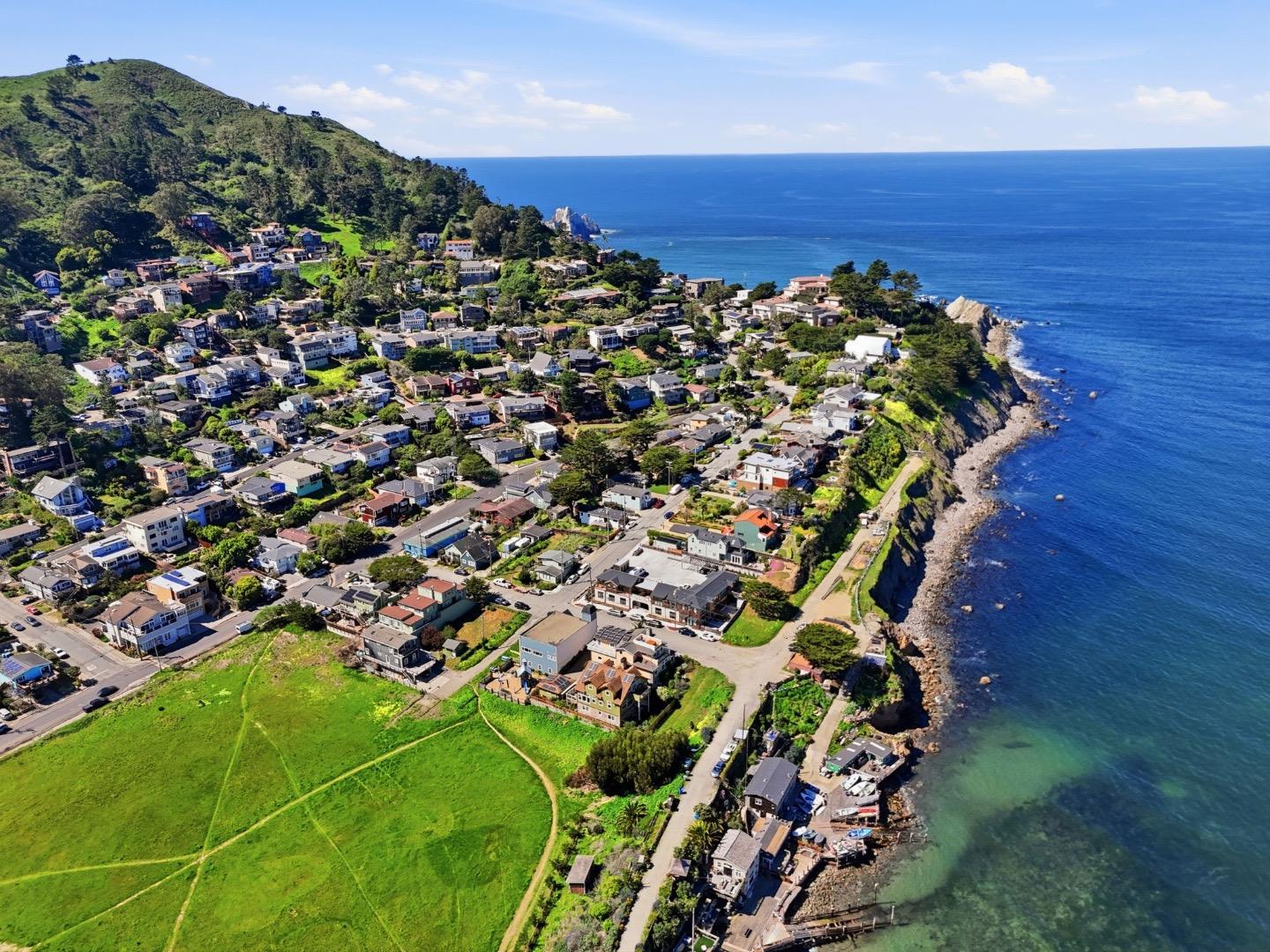 Detail Gallery Image 82 of 88 For 1207 Danmann Ave, Pacifica,  CA 94044 - 4 Beds | 4 Baths