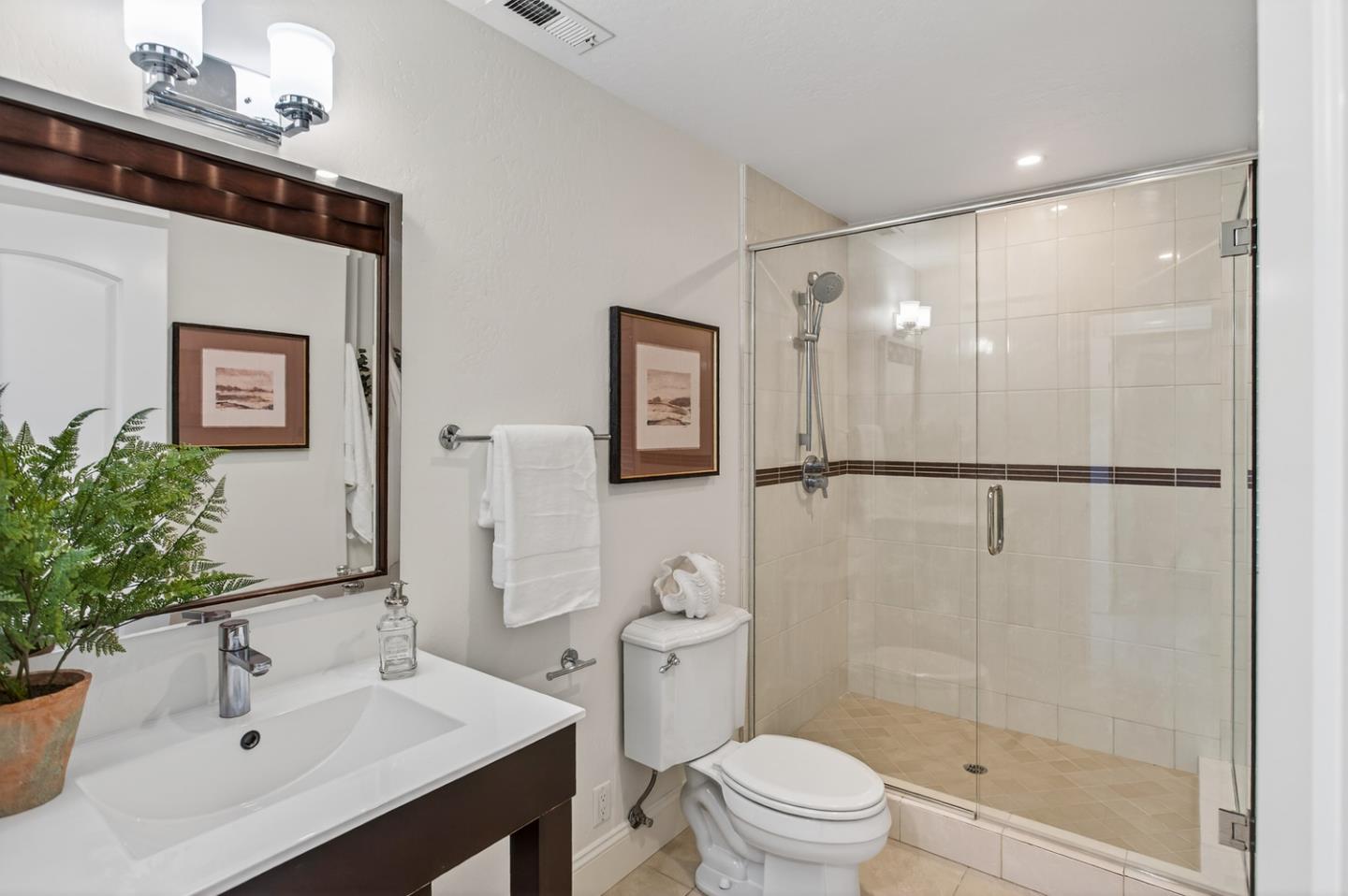 Detail Gallery Image 15 of 37 For 1340 Miravalle Ave, Los Altos,  CA 94024 - 4 Beds | 3/1 Baths