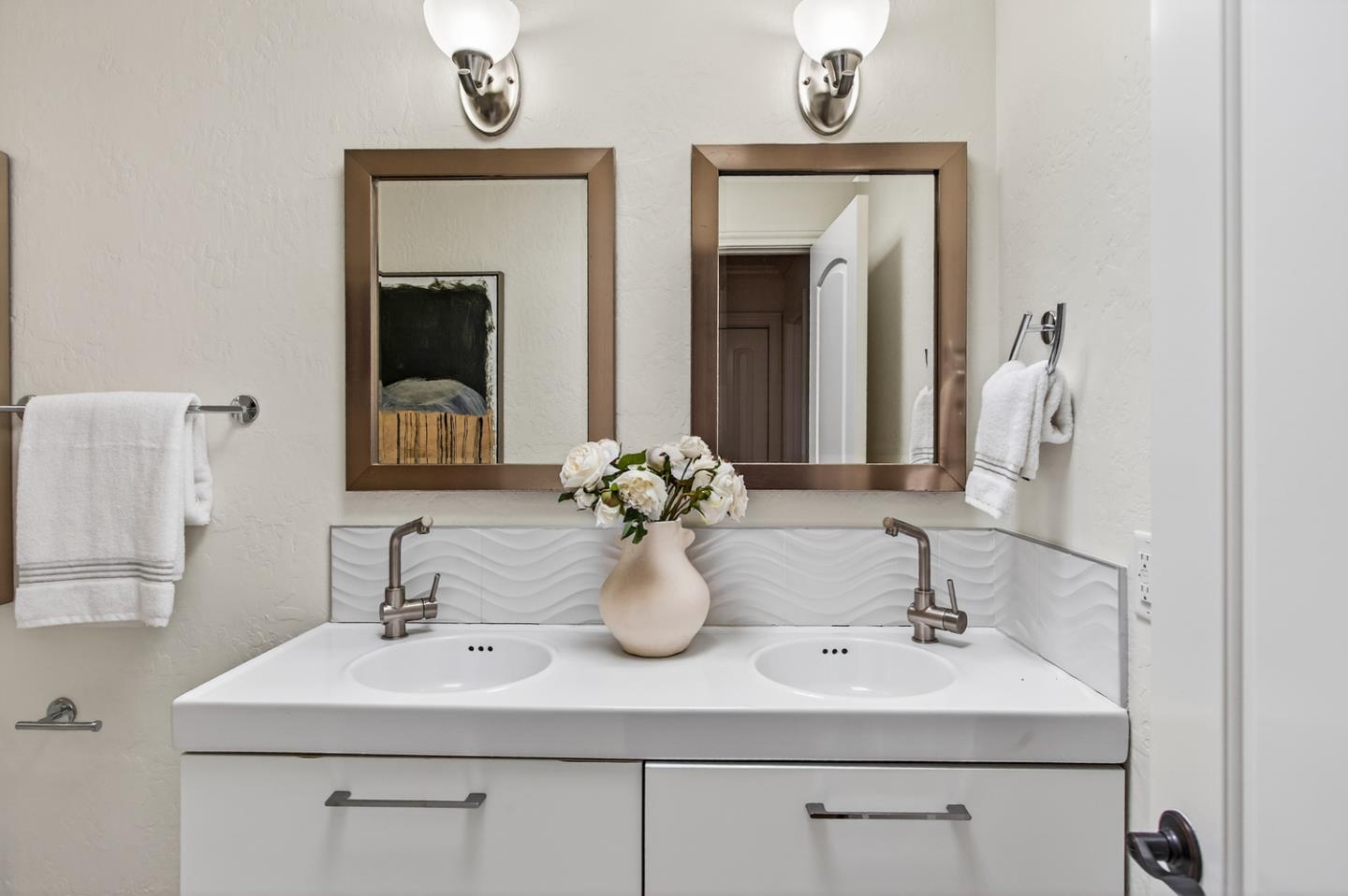 Detail Gallery Image 24 of 37 For 1340 Miravalle Ave, Los Altos,  CA 94024 - 4 Beds | 3/1 Baths