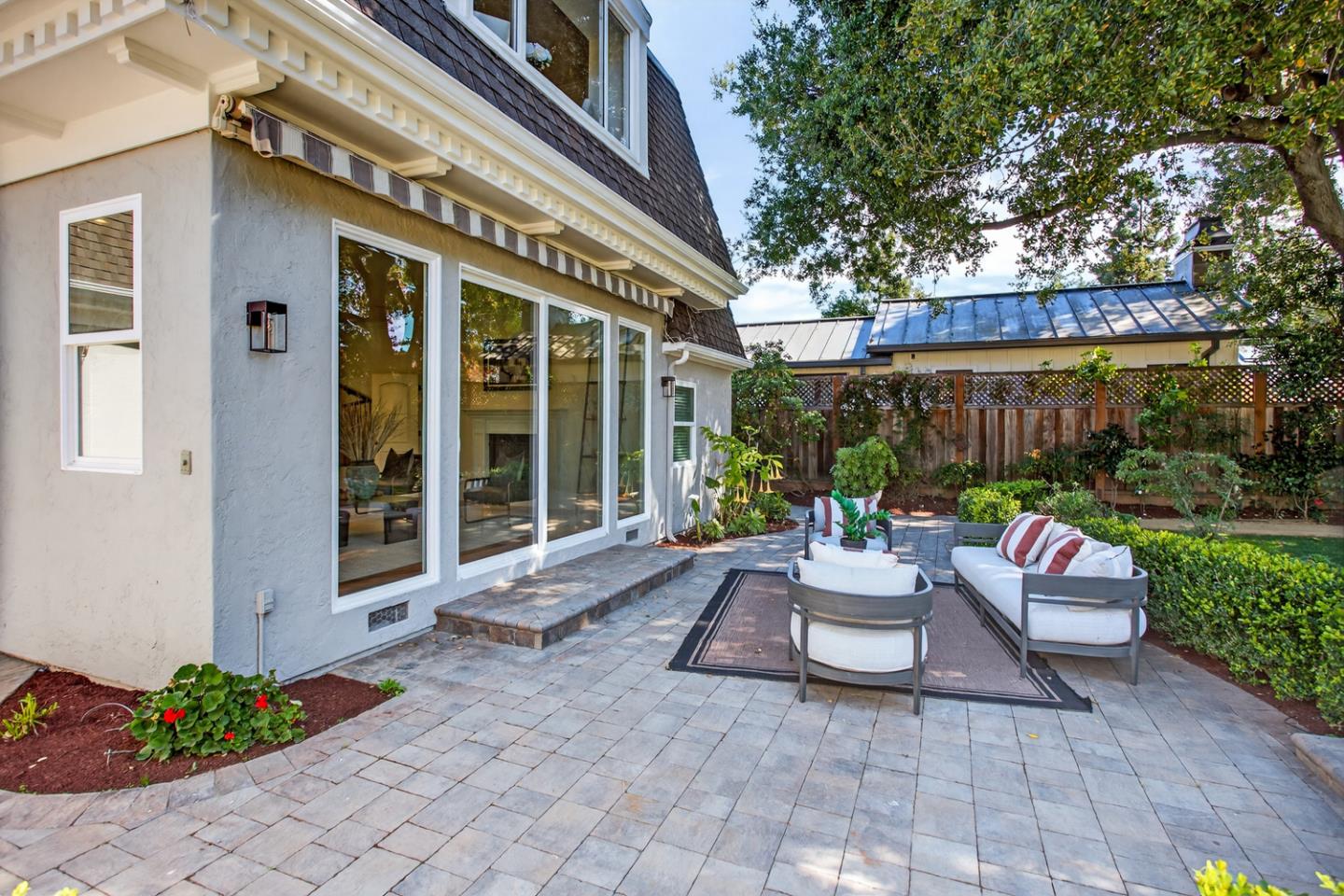 Detail Gallery Image 28 of 37 For 1340 Miravalle Ave, Los Altos,  CA 94024 - 4 Beds | 3/1 Baths