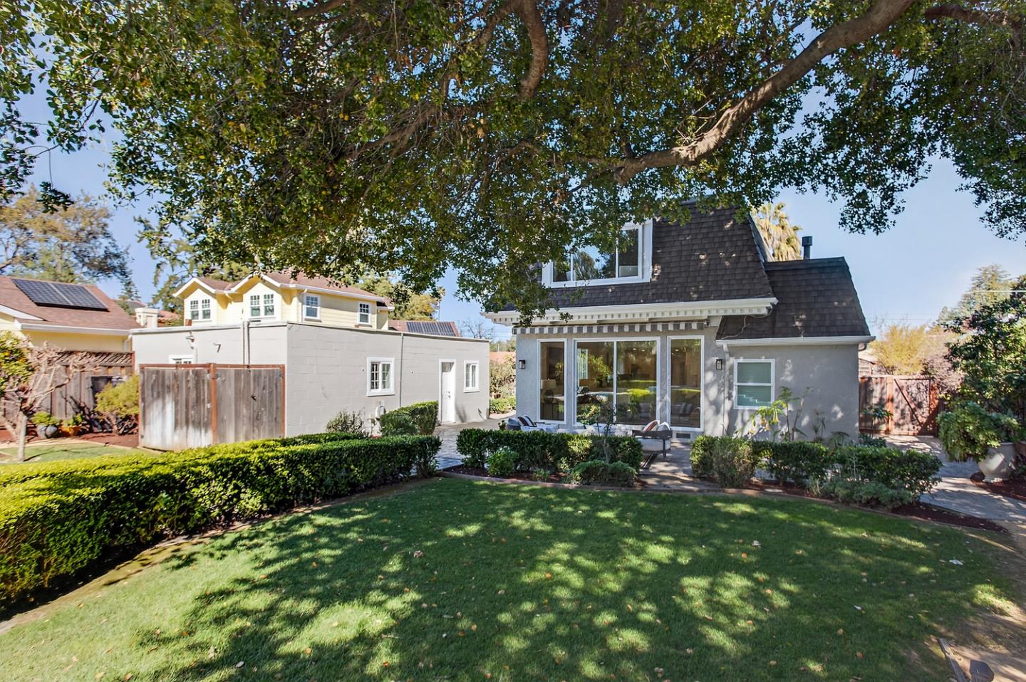 Detail Gallery Image 30 of 37 For 1340 Miravalle Ave, Los Altos,  CA 94024 - 4 Beds | 3/1 Baths