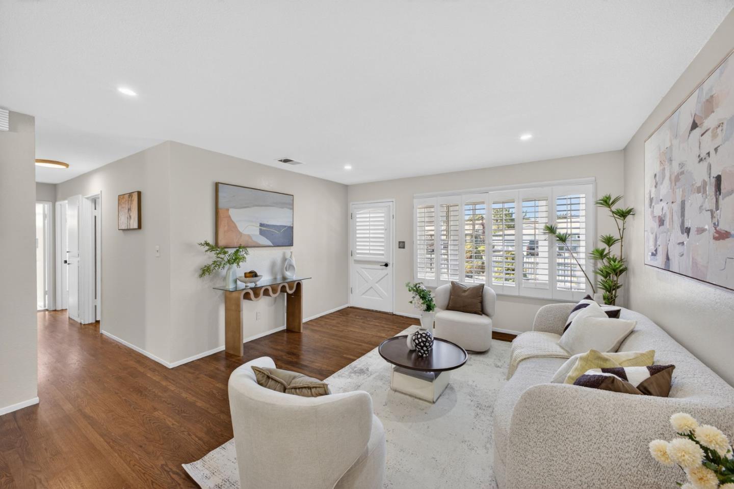 Detail Gallery Image 9 of 33 For 1880 Dove Way, Hayward,  CA 94545 - 3 Beds | 1 Baths