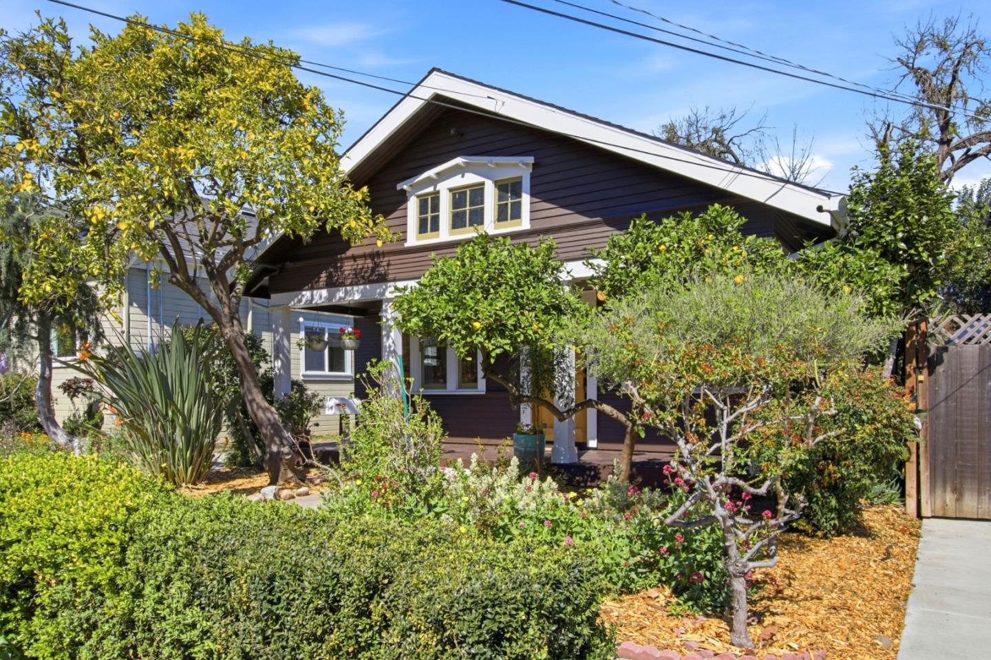 Detail Gallery Image 3 of 50 For 531 Brooks Ave, San Jose,  CA 95125 - 3 Beds | 2 Baths