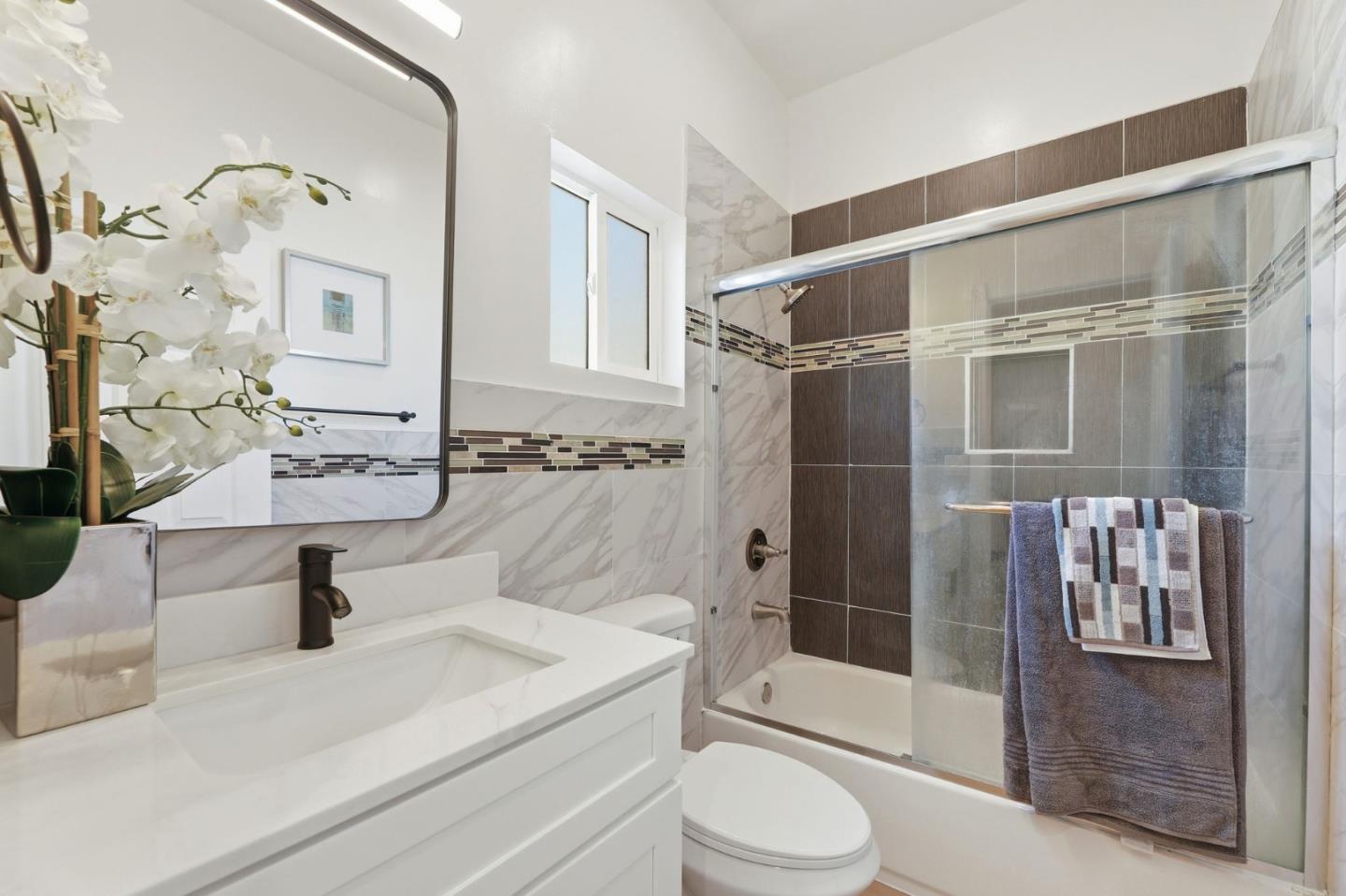 Detail Gallery Image 19 of 49 For 271 N 9th St, San Jose,  CA 95112 - 3 Beds | 3 Baths