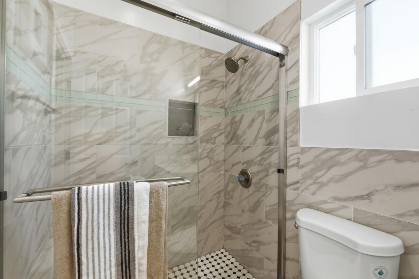 Detail Gallery Image 23 of 49 For 271 N 9th St, San Jose,  CA 95112 - 3 Beds | 3 Baths