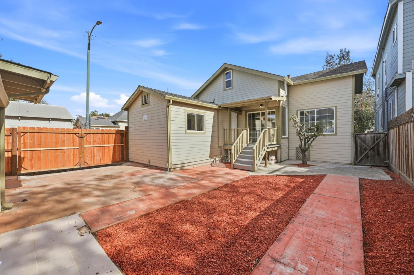 Detail Gallery Image 35 of 49 For 271 N 9th St, San Jose,  CA 95112 - 3 Beds | 3 Baths