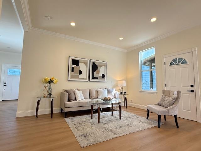 Detail Gallery Image 6 of 16 For 271 N 9th St, San Jose,  CA 95112 - 3 Beds | 3 Baths