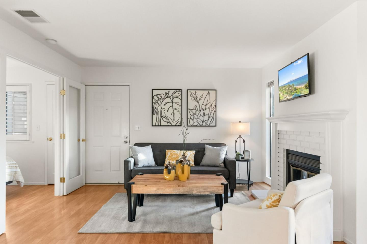 Detail Gallery Image 6 of 38 For 2106 La Terrace Cir, San Jose,  CA 95123 - 1 Beds | 1 Baths