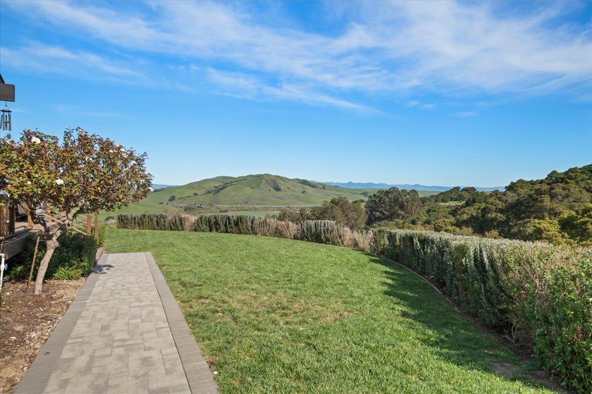 Detail Gallery Image 13 of 112 For 1535 School Rd, San Juan Bautista,  CA 95045 - 4 Beds | 2 Baths