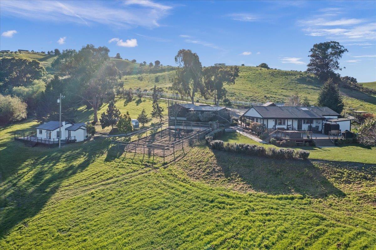 Detail Gallery Image 56 of 112 For 1535 School Rd, San Juan Bautista,  CA 95045 - 4 Beds | 2 Baths