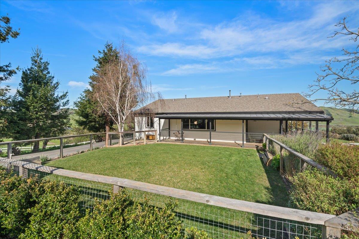 Detail Gallery Image 6 of 112 For 1535 School Rd, San Juan Bautista,  CA 95045 - 4 Beds | 2 Baths