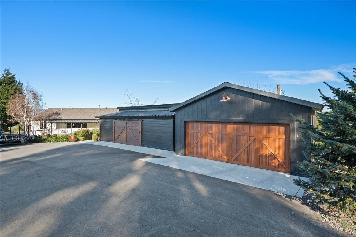 Detail Gallery Image 9 of 112 For 1535 School Rd, San Juan Bautista,  CA 95045 - 4 Beds | 2 Baths