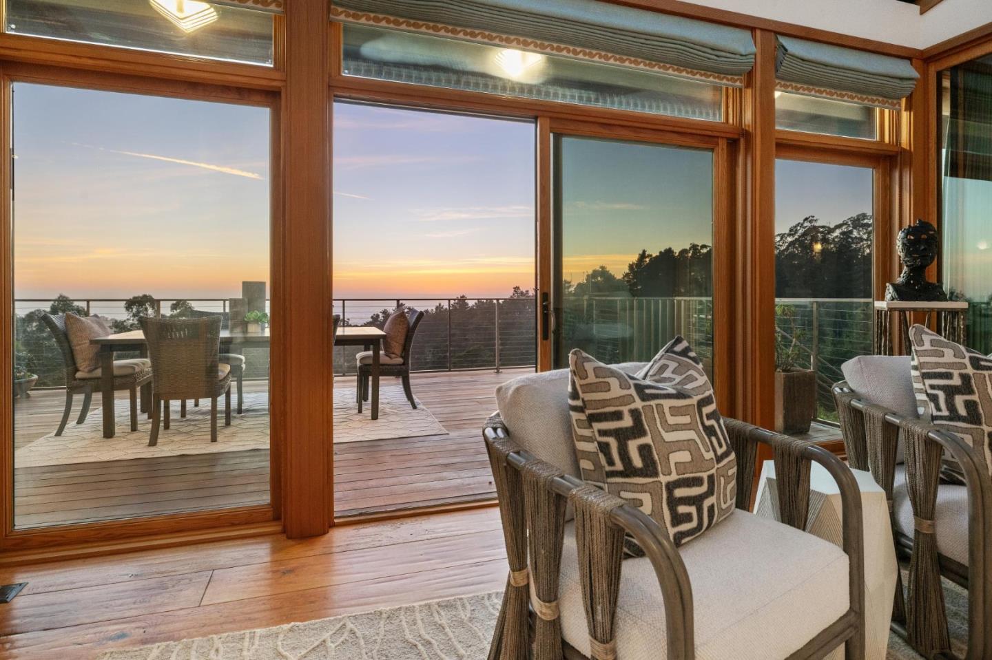 Detail Gallery Image 10 of 67 For 732 Alta Vista Rd, Montara,  CA 94037 - 3 Beds | 3/1 Baths