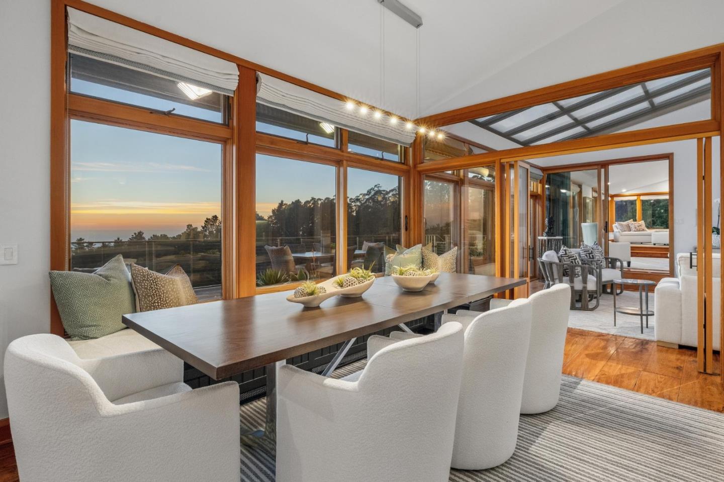 Detail Gallery Image 18 of 67 For 732 Alta Vista Rd, Montara,  CA 94037 - 3 Beds | 3/1 Baths