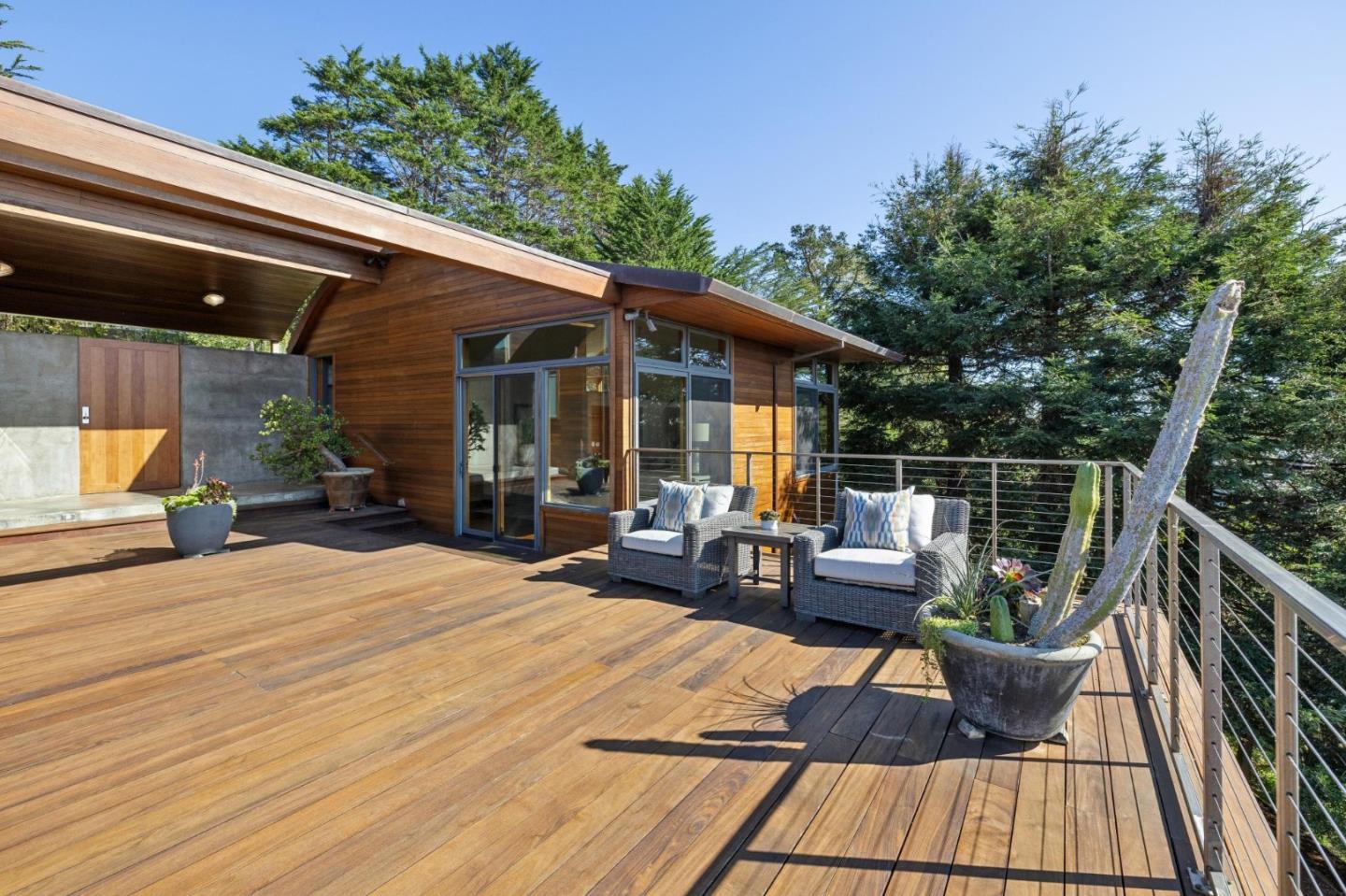 Detail Gallery Image 35 of 67 For 732 Alta Vista Rd, Montara,  CA 94037 - 3 Beds | 3/1 Baths