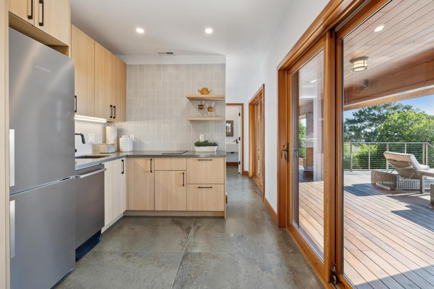 Detail Gallery Image 48 of 67 For 732 Alta Vista Rd, Montara,  CA 94037 - 3 Beds | 3/1 Baths