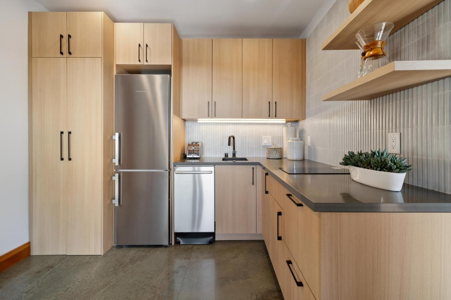 Detail Gallery Image 49 of 67 For 732 Alta Vista Rd, Montara,  CA 94037 - 3 Beds | 3/1 Baths