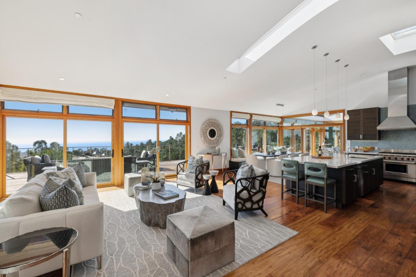 Detail Gallery Image 7 of 67 For 732 Alta Vista Rd, Montara,  CA 94037 - 3 Beds | 3/1 Baths