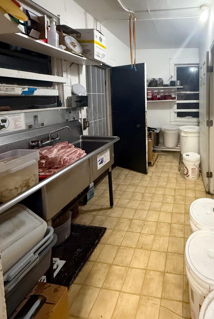 Detail Gallery Image 8 of 9 For 1820 Clement St, San Francisco,  CA 94121 - – Beds | – Baths