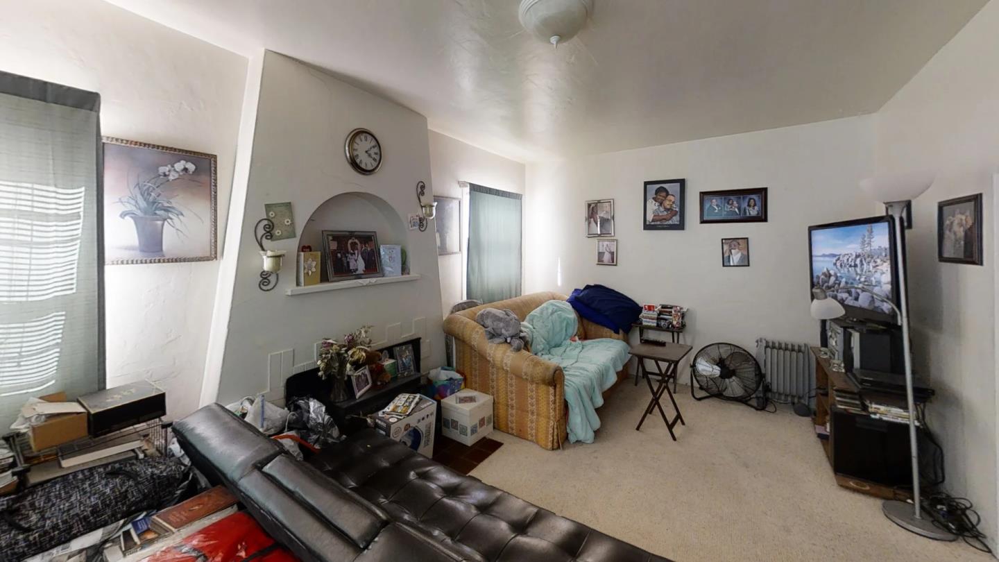 321 Hawthorne Street, Salinas, CA, 93901