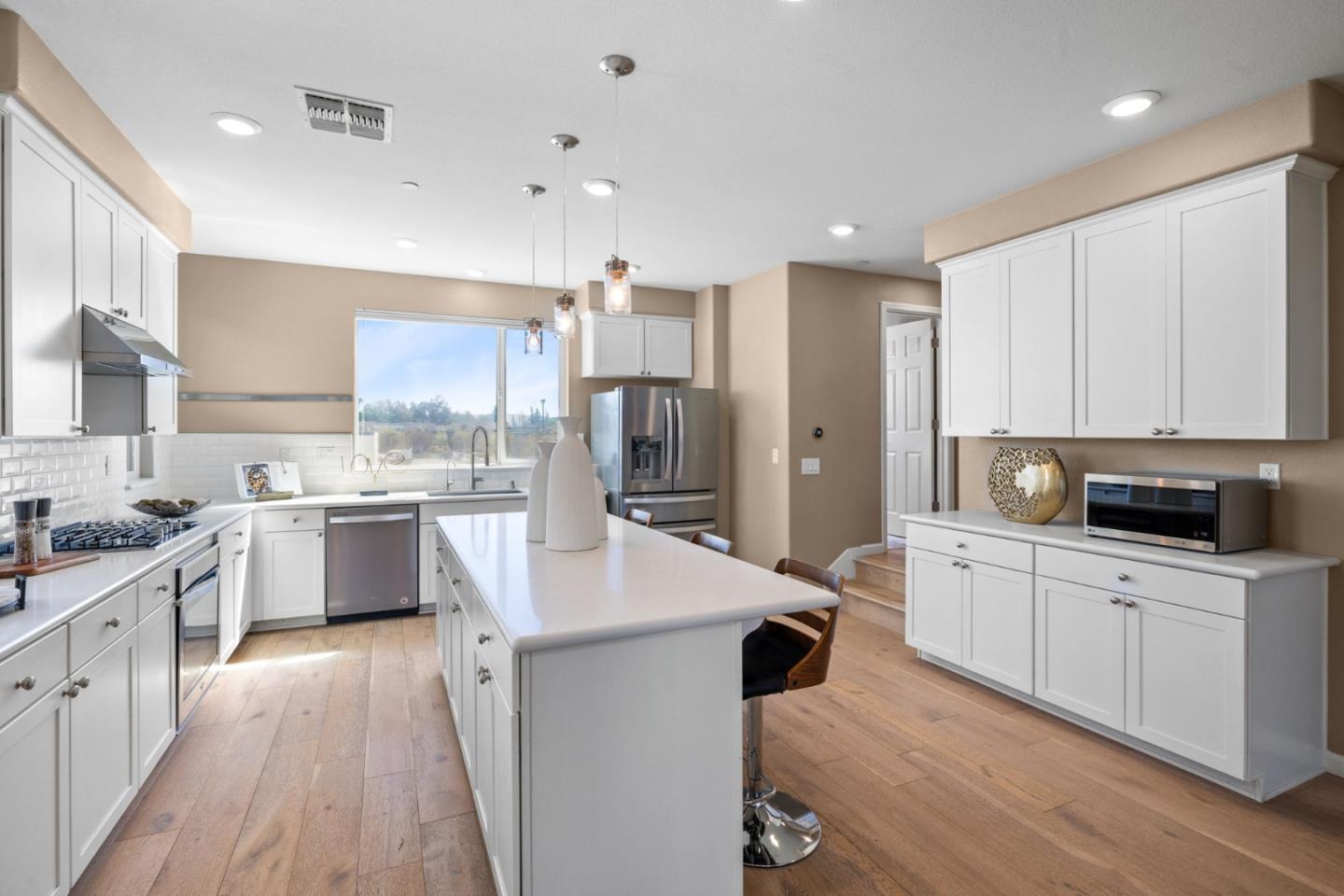 Photo #17: ML82037845 Listing: Photo #17